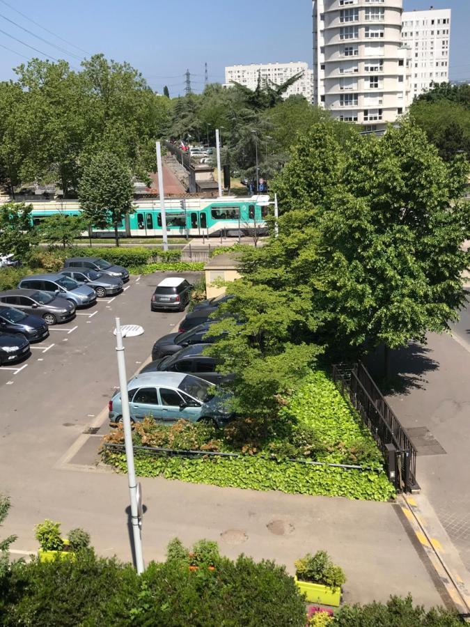 Jardins De La Noue Lägenhet Villeneuve-la-Garenne Exteriör bild